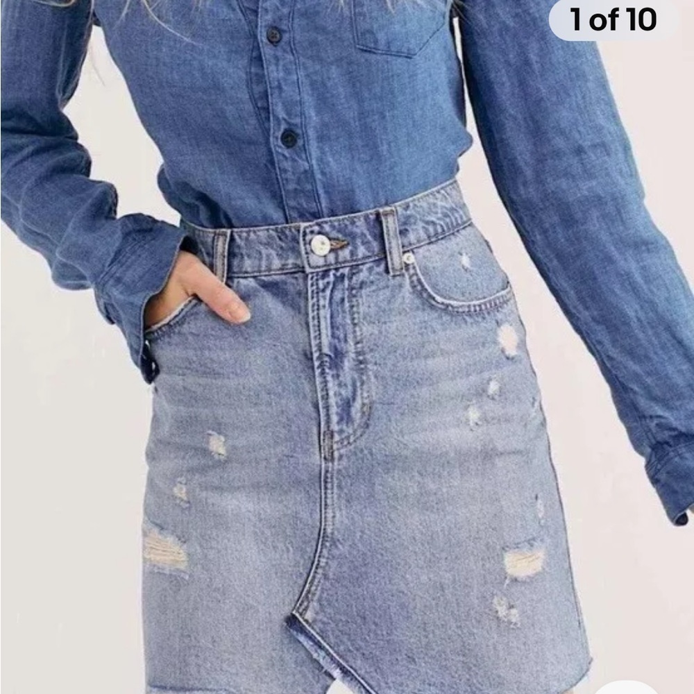 We The Free People Sz 30 Hallie Denim Mini Skirt Distressed Raw Hem 100% Cotton